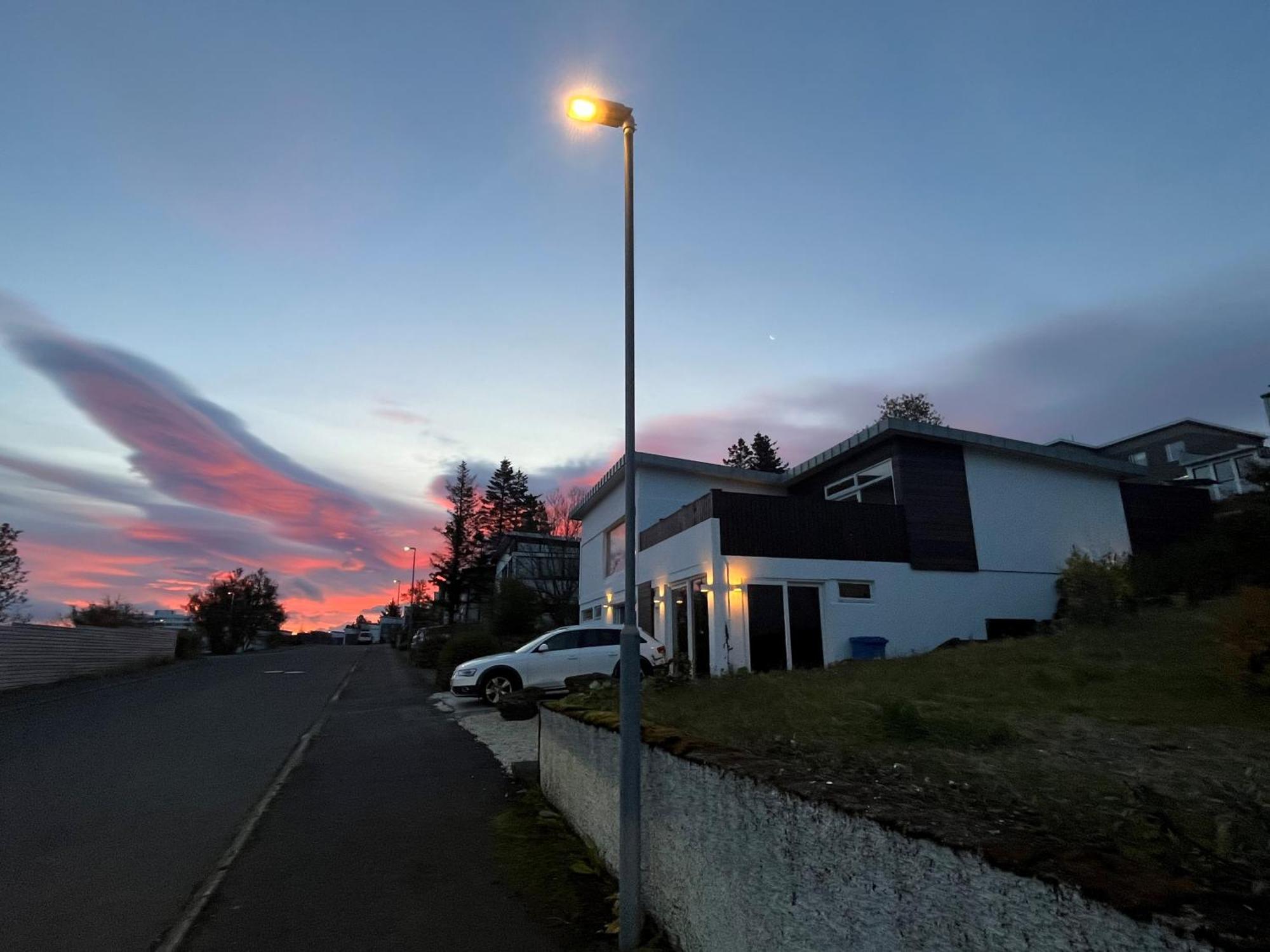 ICELAND SJF Villa, Hot tub&Outdoor Sauna Amazing Mountains&City View Over Reykjavík Reiquiavique Exterior foto